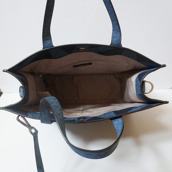 Michael Kors Graphic Logo Tote Bag + Wristlet Set - Picture 7 of 15